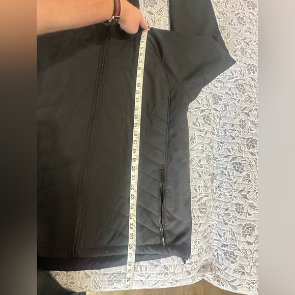 New Balance Black Puffer Jacket with Hood and Relaxed Fit - Picture 12 of 14